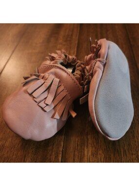 NWT Tickle Toes Pink Leather Moccasin Baby Shoes Size 0-6 Months Fringe‎